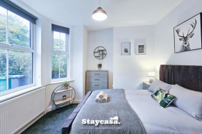 Homey 6 Bedroom 4 Baths House Near Alexandra Park